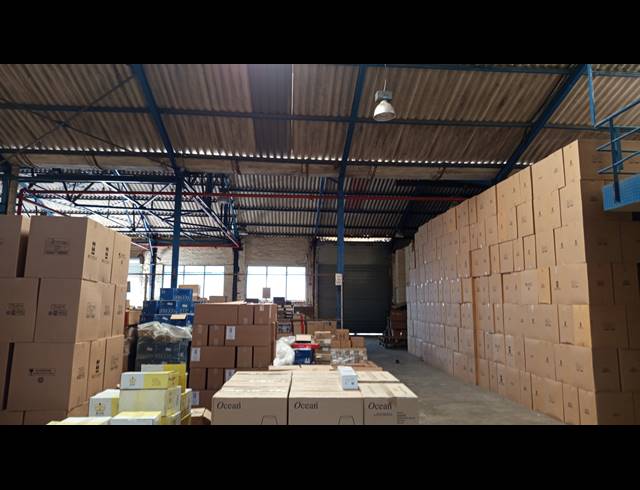 3,300M² WAREHOUSE TO LET IN PAARDEN EILAND